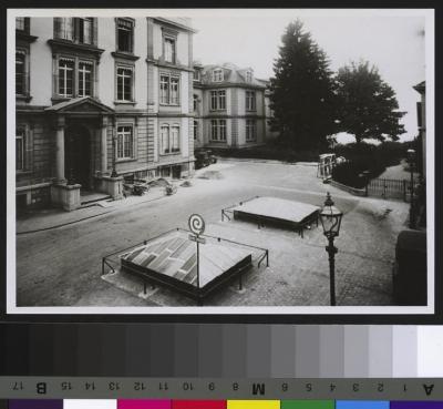 Hôpital cantonal: façade et cour nord.