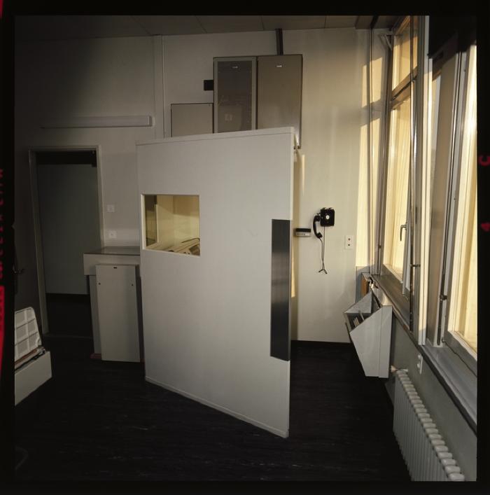 Hôpital cantonal: service de radiologie, salle de radiologie.