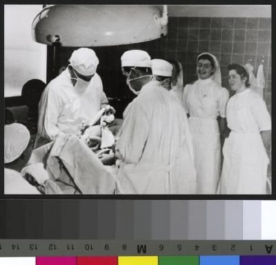 Hôpital cantonal: service de chirurgie, nouvelle salle d'opération.