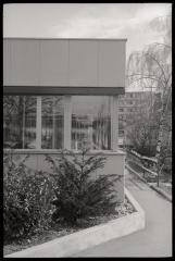 Pavillon des prématurés: vue extérieure de la façade ouest.