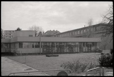 Pavillon des prématurés: vue extérieure de la façade ouest.