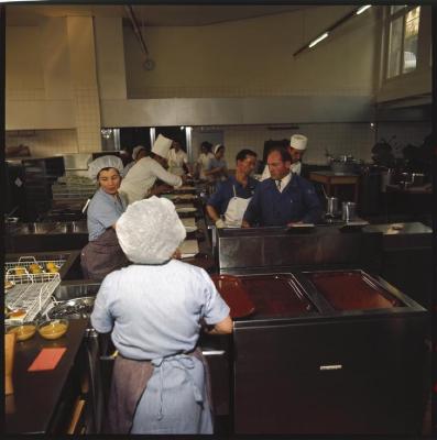 Hôpital Nestlé: cuisines.