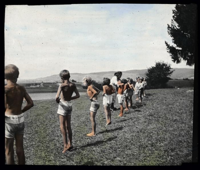 Santé publique: lutte contre la tuberculose (LVT), cure préventive de soleil et de gymnastique de Begnins.