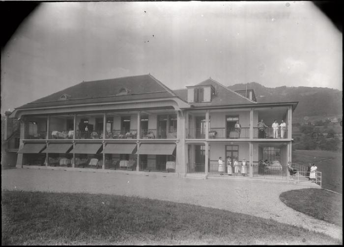 Santé publique: lutte contre la tuberculose (LVT), pavillon de Mottex.