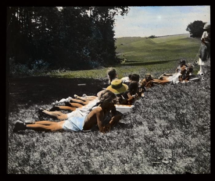 Santé publique: lutte contre la tuberculose (LVT), cure préventive de soleil et de gymnastique de Begnins.