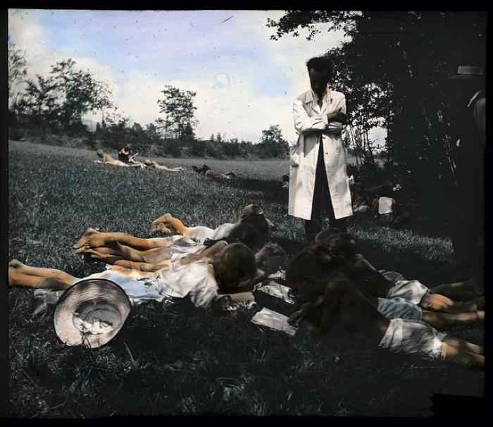 Santé publique: lutte contre la tuberculose (LVT), cure préventive de soleil et de gymnastique de Begnins.