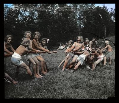 Santé publique: lutte contre la tuberculose (LVT), cure préventive de soleil et de gymnastique de Begnins.