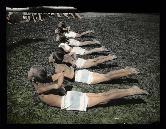 Santé publique: lutte contre la tuberculose (LVT), cure préventive de soleil et de gymnastique de Begnins.