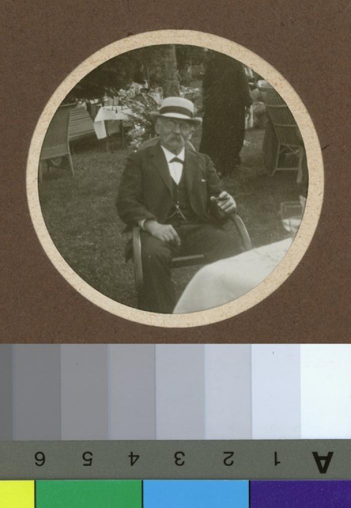 Portait de César Roux.