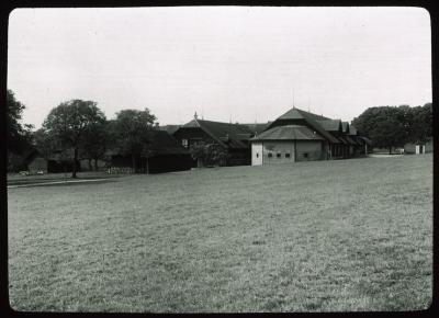 Asile de Cery, vue générale sur la partie rurale de l'institution.