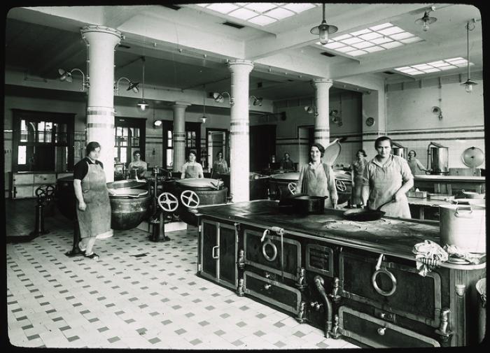 Hôpital cantonal, les cuisines.