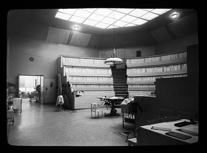 Hôpital cantonal, l'auditoire de chirurgie.