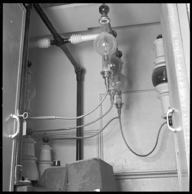 Appareil de radiologie: installation d'angiographie.