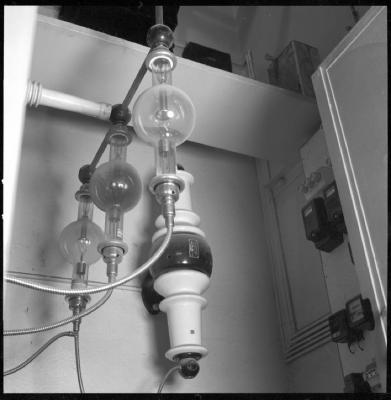 Appareil de radiologie: installation d'angiographie.