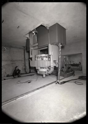 Hôpital cantonal: service de radiologie, locaux Bétatron.