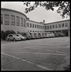 Hôpital cantonal: véhicule.