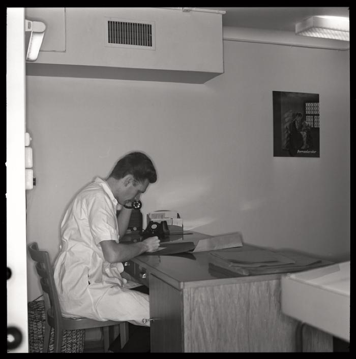 Hôpital cantonal: service de radiologie, archives.