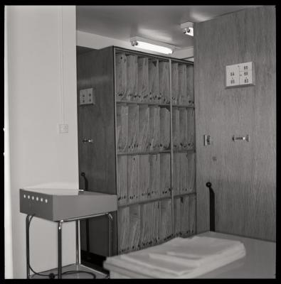 Hôpital cantonal: service de radiologie, archives.