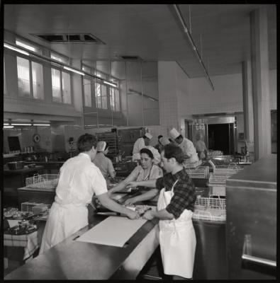 Hôpital Nestlé: cuisines.