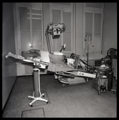 Hôpital cantonal: service de radiologie, salle 13.