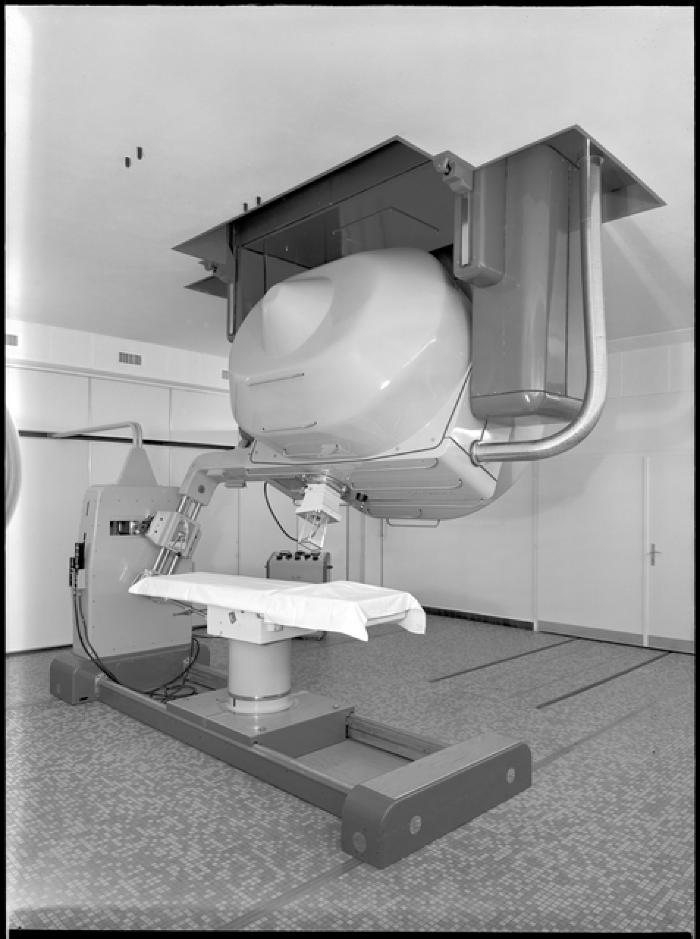 Appareil de radiologie: BETATRON.