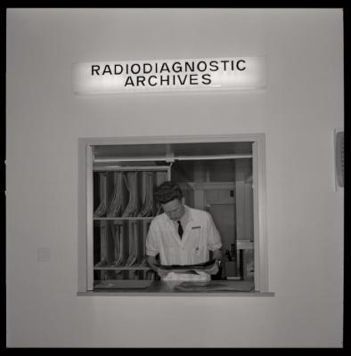 Hôpital cantonal: service de radiologie, archives.