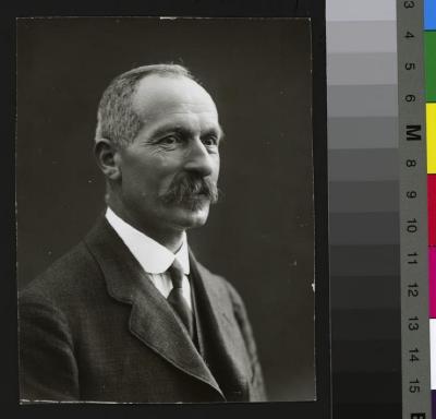 Portrait du Prof. Emile Dind.